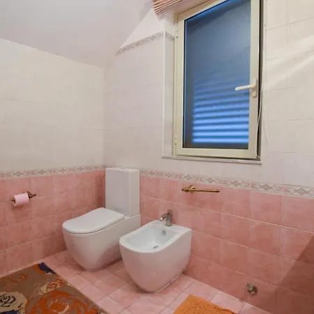 Amazing In With Wifi And 2 Bedrooms *